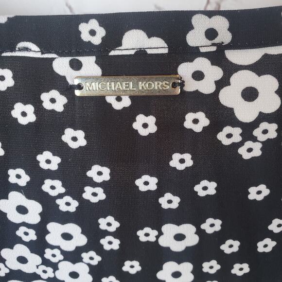 EUC Michael Kors Bell Sleeve Mod Shift Dress Size Med Black White Floral Retro - Picture 5 of 6
